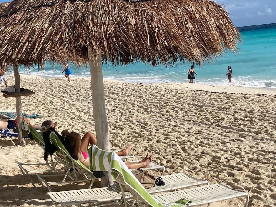 Cancun Oceanfront, Entire Apartment Exterior foto